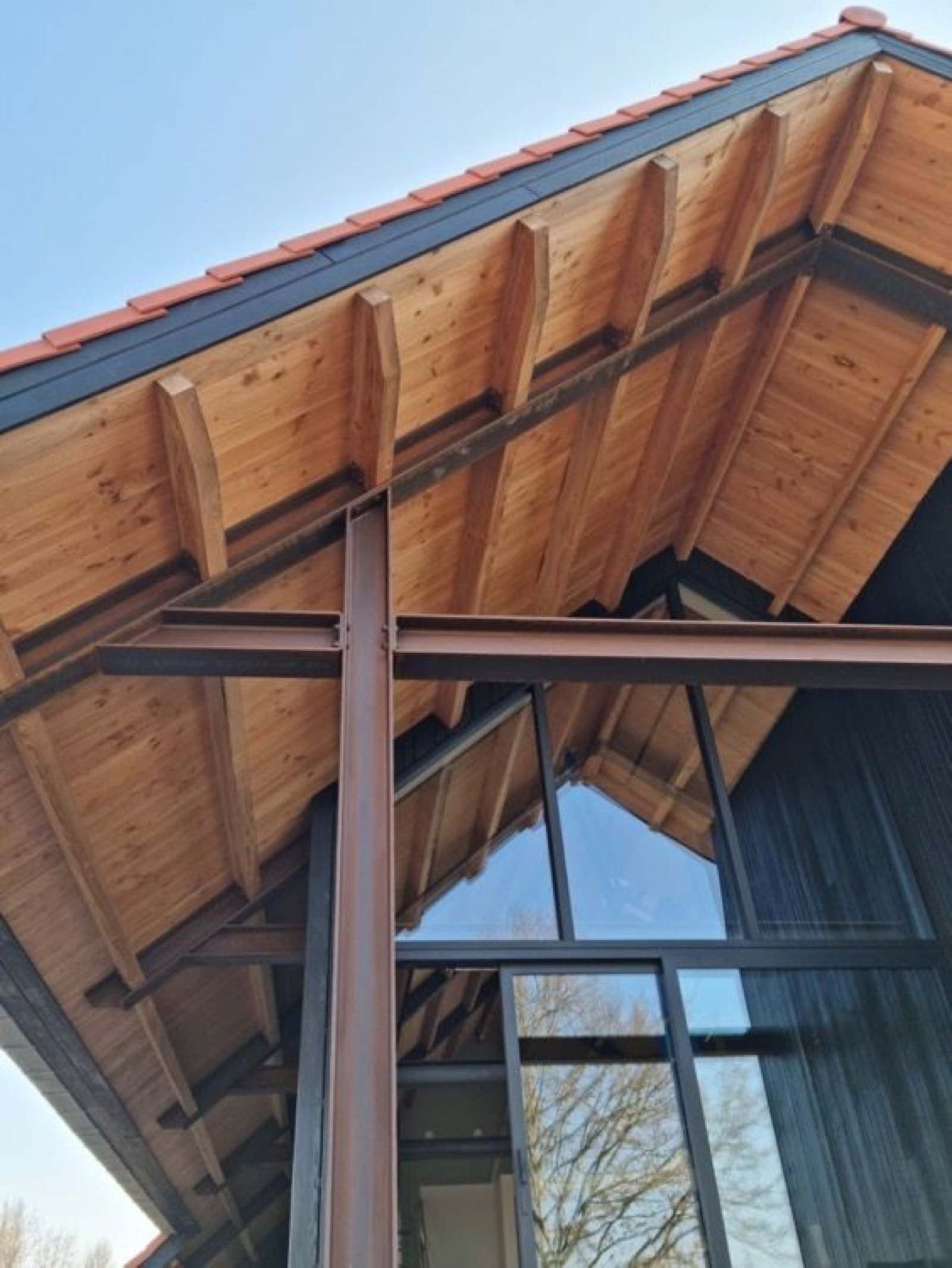 Roof redesign and structural upgrade engineered by Fast Build in California
